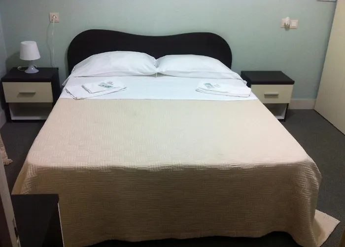 Salva Gente בית הארחה *